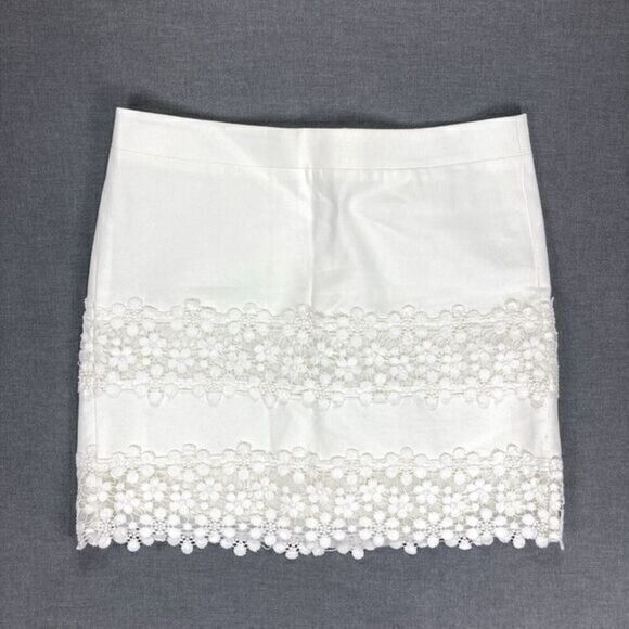 J. Crew Pencil Mini Skirt Women Size 2 White Daisy Floral Lace Zip Back Bohemian - Picture 2 of 12